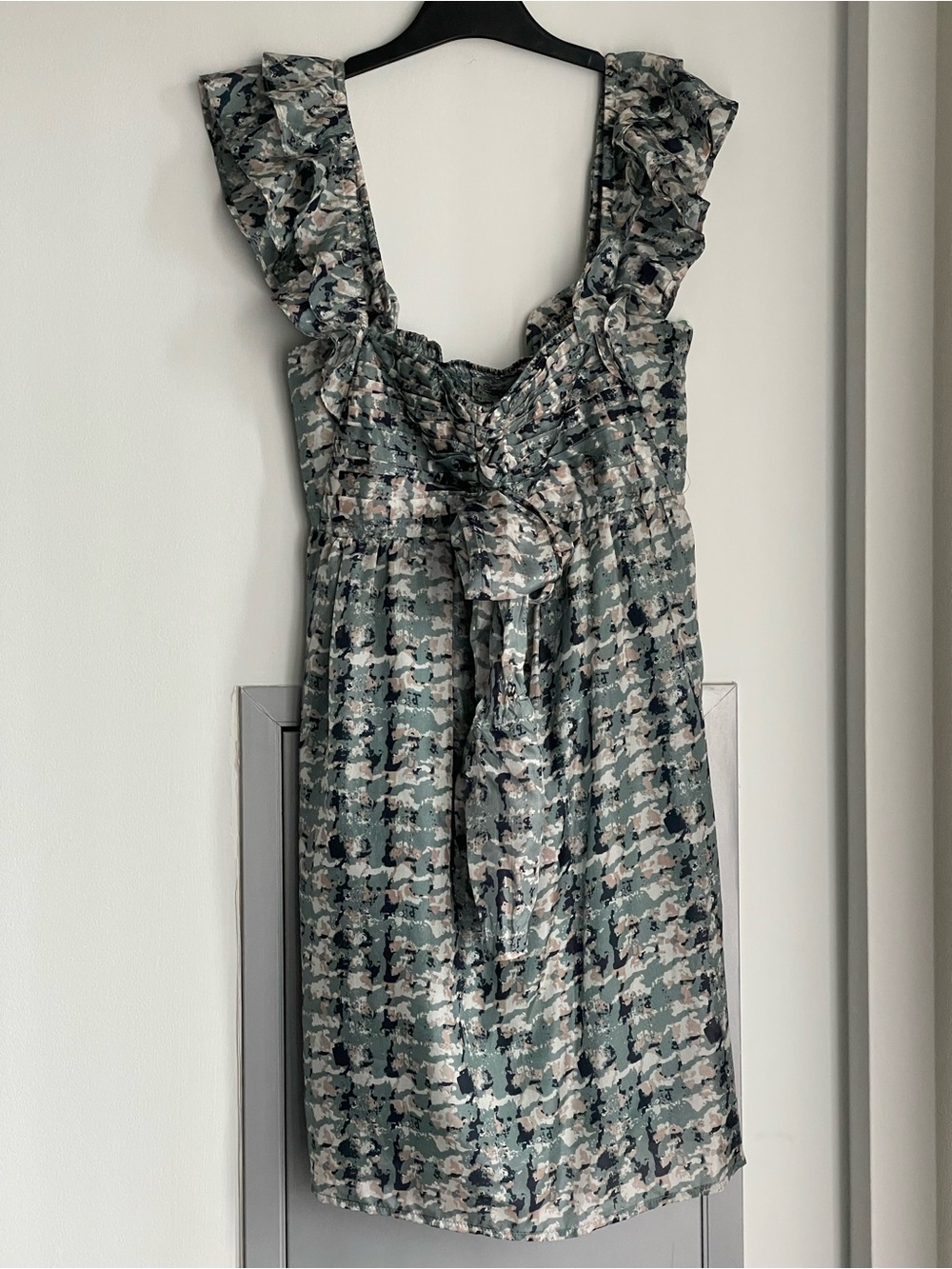 NWT DEBY DEBO Clochette 100% Silk Sleeveless Babydoll Mini Dress in Sage Print
